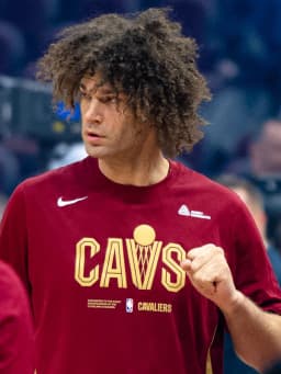 Robin Lopez