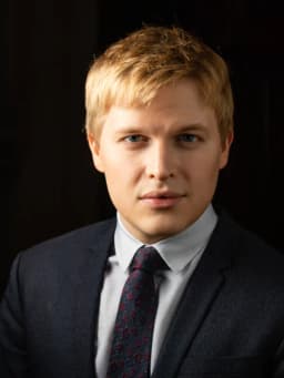 Ronan Farrow