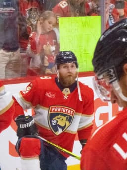 Sam Bennett (ice hockey)