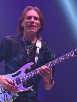 Steve Vai