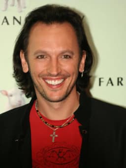 Steve Valentine