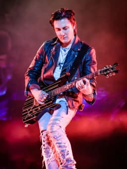 Synyster Gates