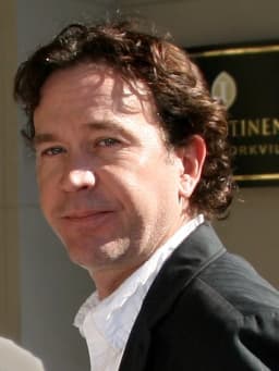 Timothy Hutton