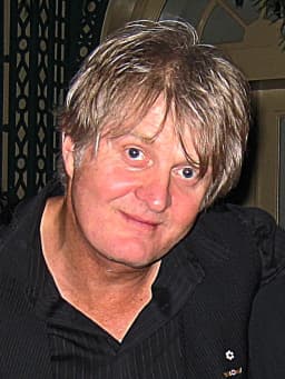 Tom Cochrane