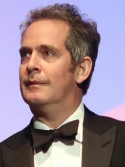 Tom Hollander