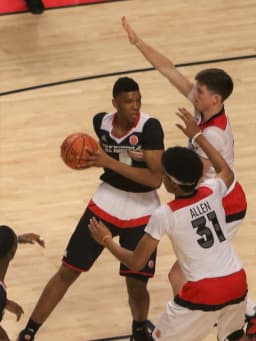 Tony Bradley (basketball)
