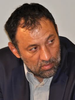 Vlade Divac