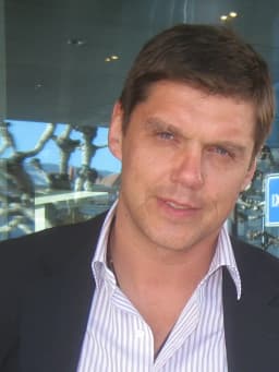 Vladimir Malakhov (ice hockey)