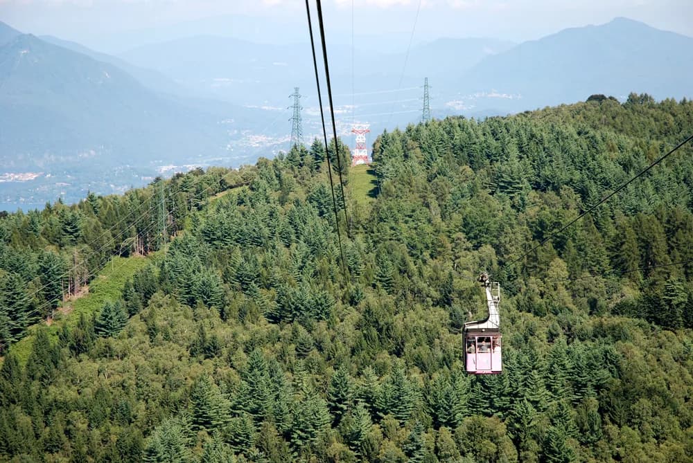Stresa–Mottarone cable car crash