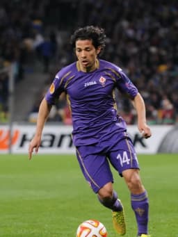 Matías Fernández (footballer, born 1986)