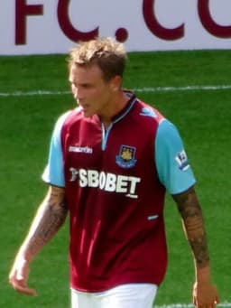 Matthew Taylor (footballer, born 1981)
