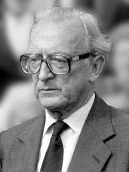 Peter Carington, 6th Baron Carrington